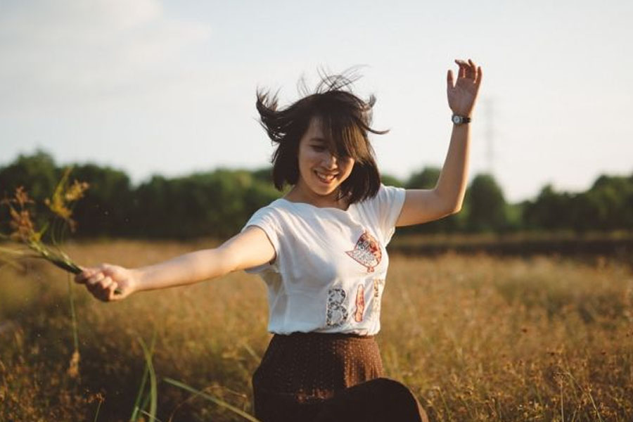 Cewek Bergigi Gingsul Emang Layak Disayang